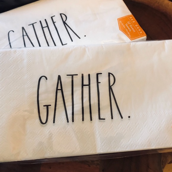 Rae Dunn 2 sets of holiday napkins ! Perfection 🍁 - Picture 1 of 2